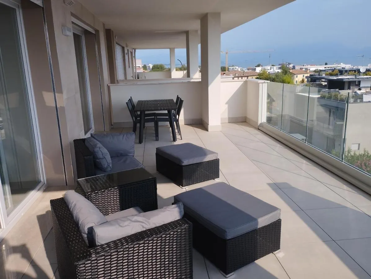 Opalia Residence - Wonderful Garda Lake View Apartment Peschiera del Garda