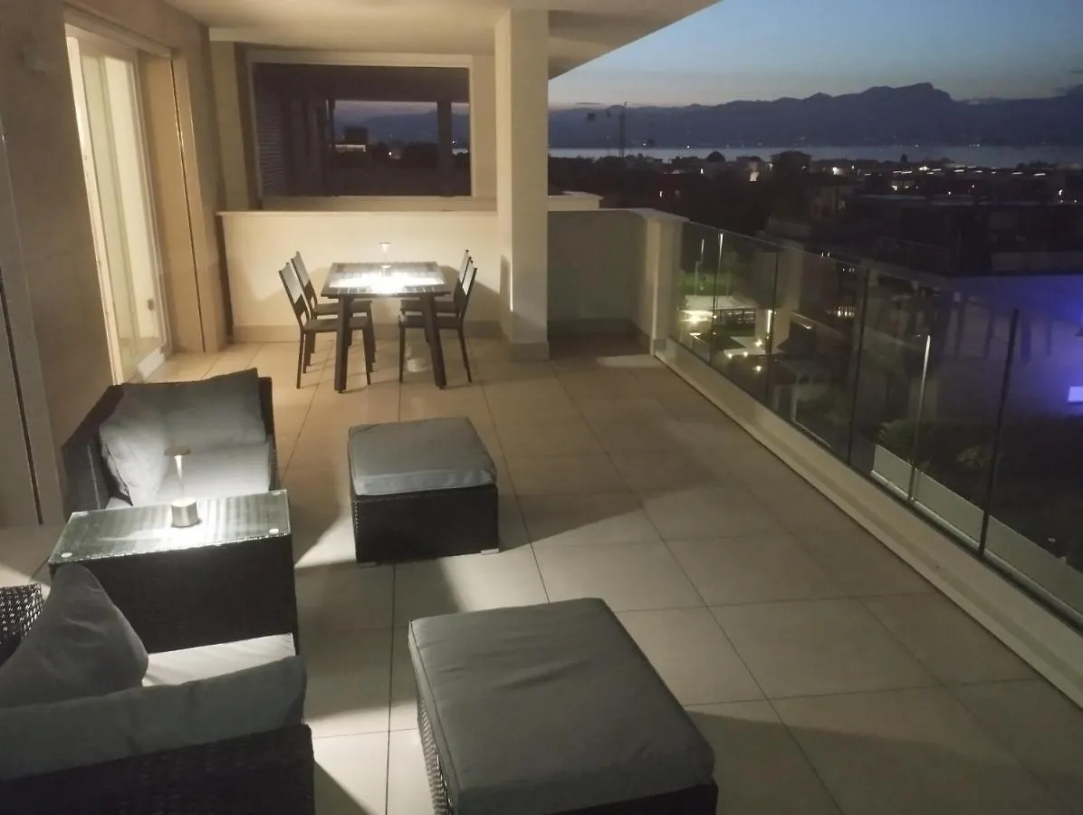 Opalia Residence - Wonderful Garda Lake View Apartment Peschiera del Garda 0*,