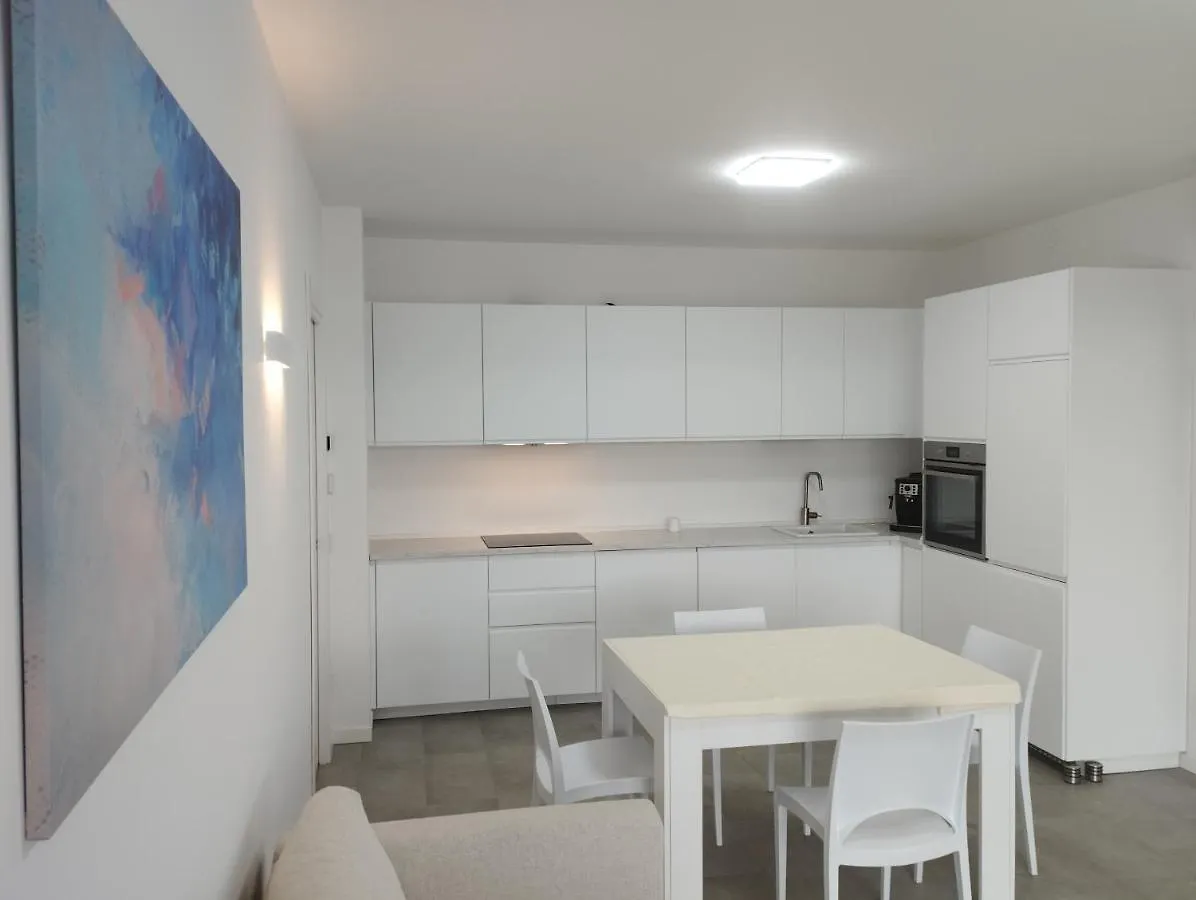 Opalia Residence - Wonderful Garda Lake View Apartment Peschiera del Garda Italy