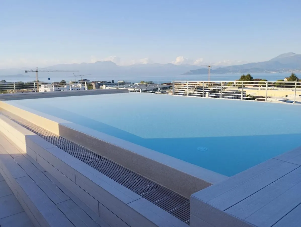 Opalia Residence - Wonderful Garda Lake View Apartment Peschiera del Garda