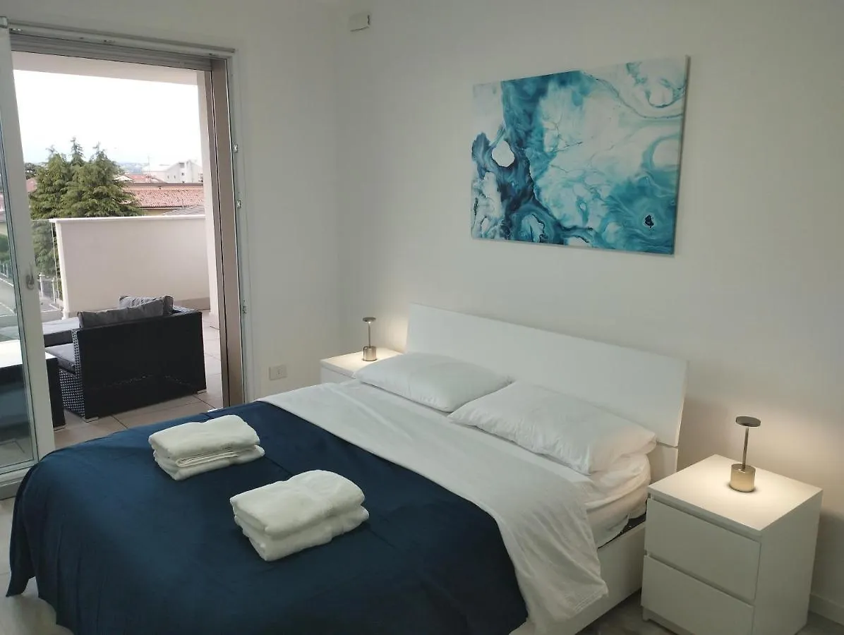 Opalia Residence - Wonderful Garda Lake View Apartment Peschiera del Garda